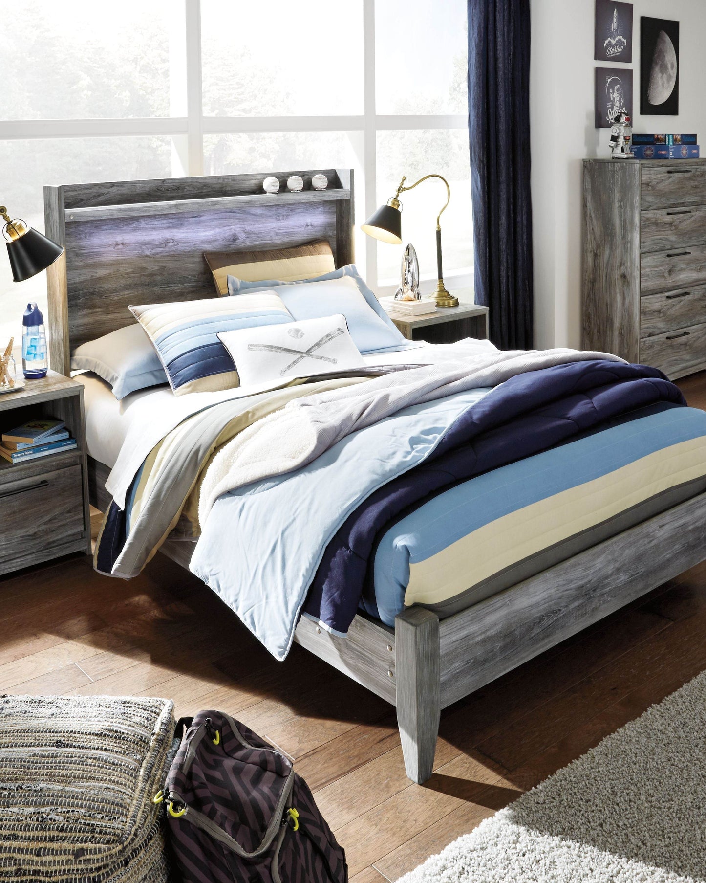 Baystorm - Panel Bed - Forward Furniture