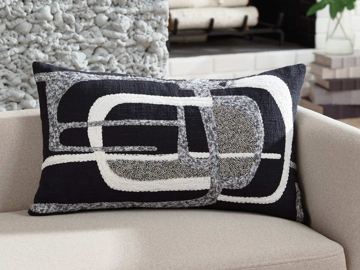 Gavrileigh - Pillow - Forward Furniture