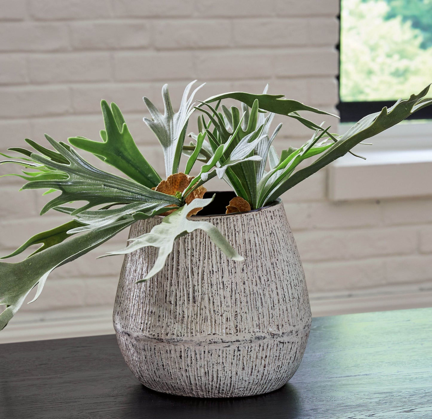 Claymount - Vase - Forward Furniture