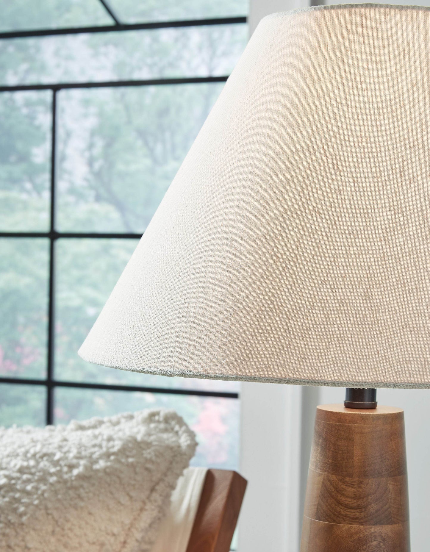 Danset - Wood Lamp - Forward Furniture