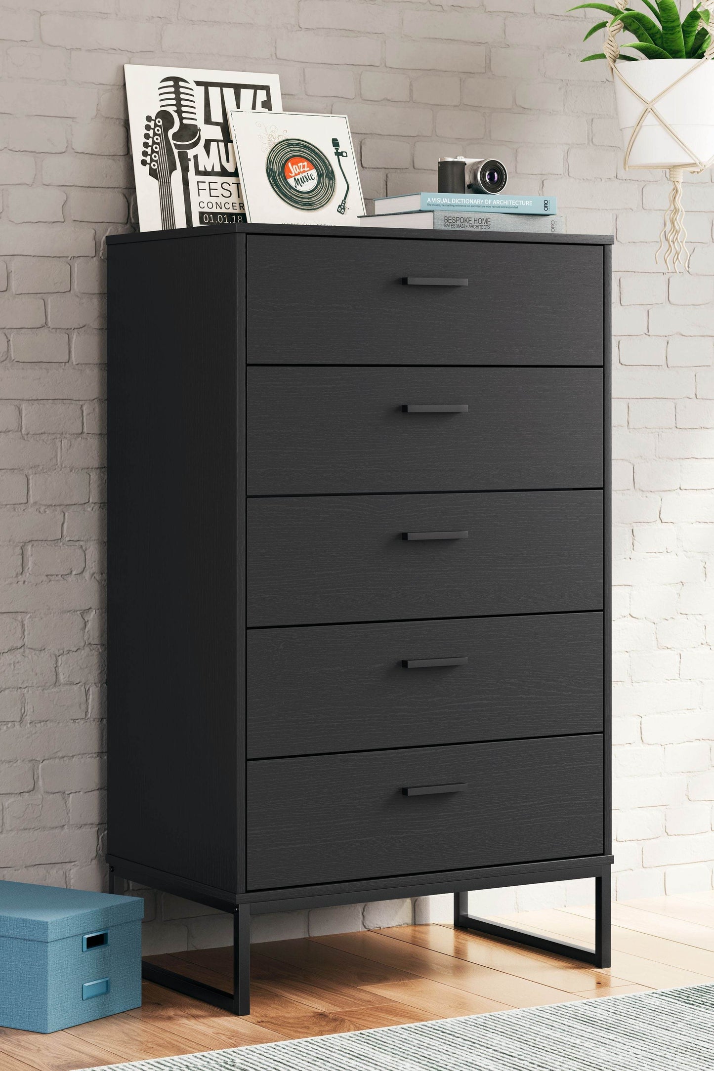 Socalle - Drawer Chest - Forward Furniture