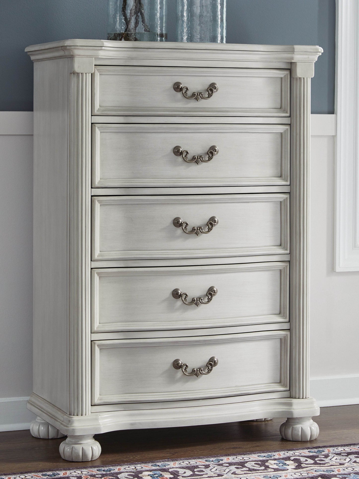 Montelaine - Antique White - Five Drawer Chest - Forward Furniture