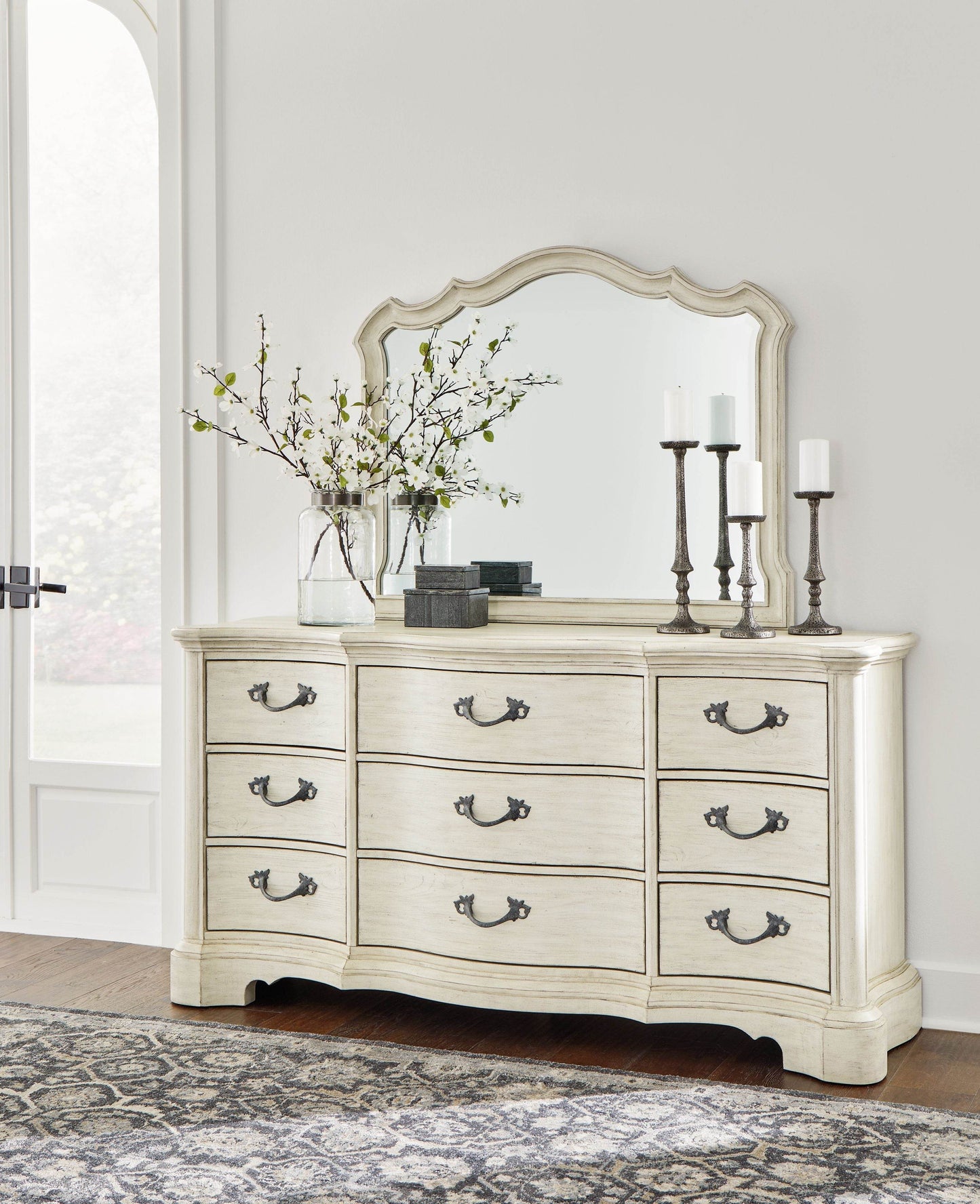 Arlendyne - Antique White - Dresser And Mirror - Forward Furniture