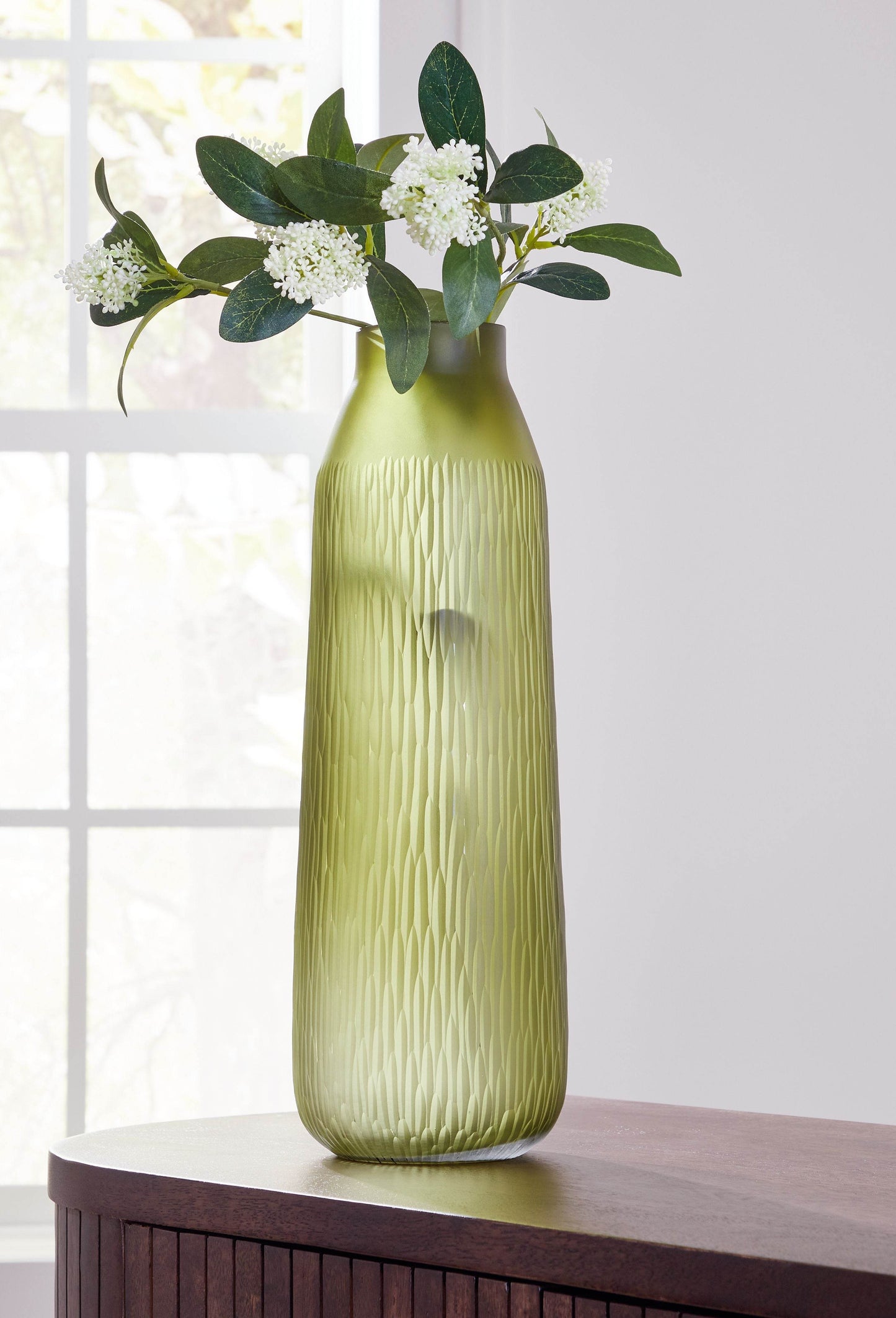 Scottyard - Vase - Forward Furniture