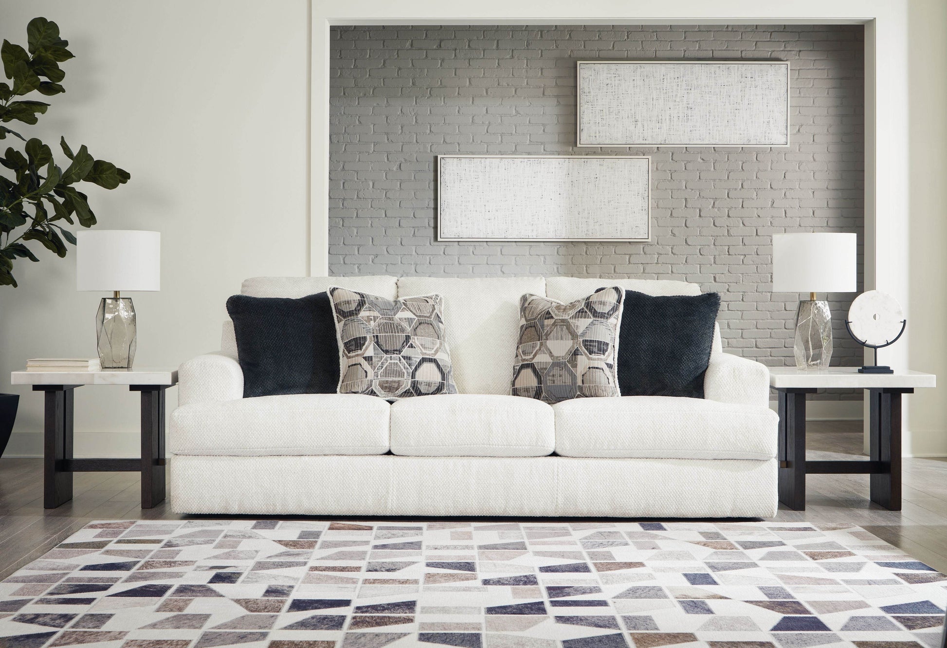 Karinne - Sofa - Forward Furniture