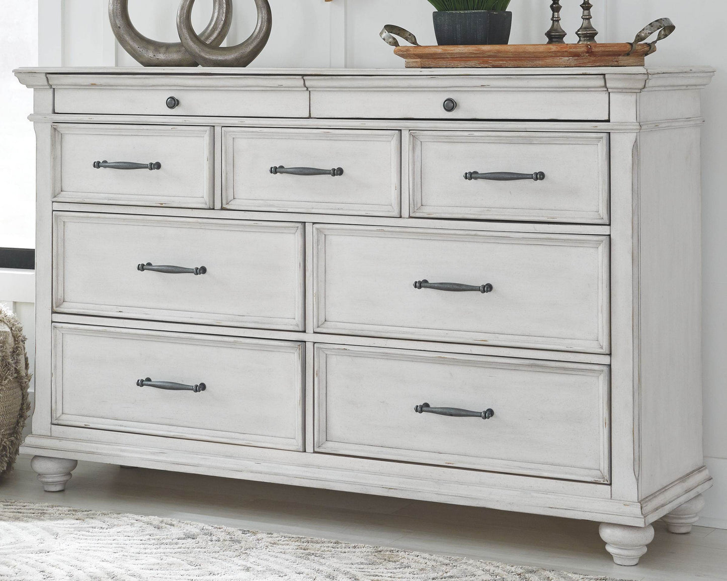 Kanwyn - Dresser, Mirror - Forward Furniture