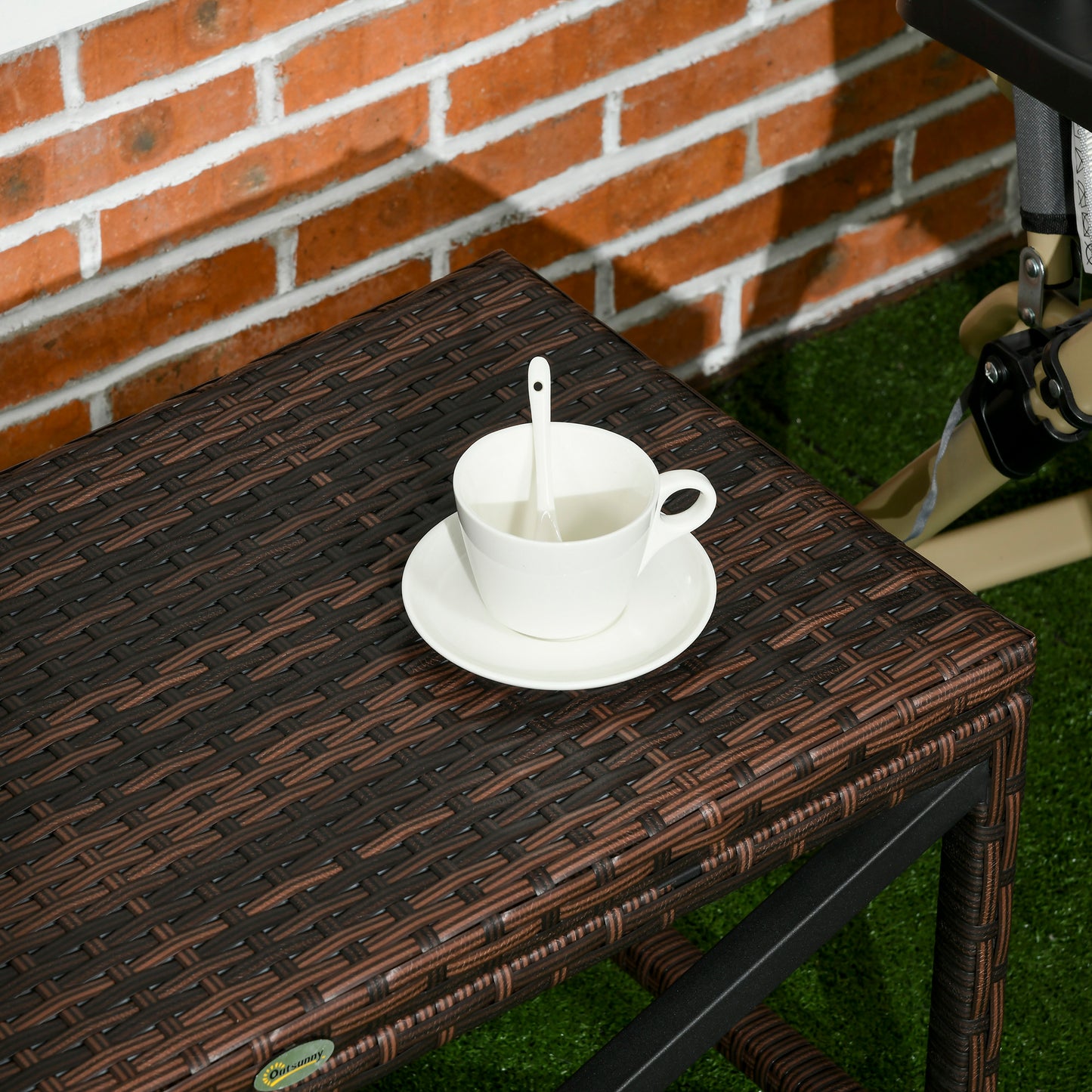 Patio Wicker End Table, Outdoor PE Rattan Side Table, with Plastic Board Under the Full Woven Table Top for Patio, Garden, Balcony, Mixed Brown
