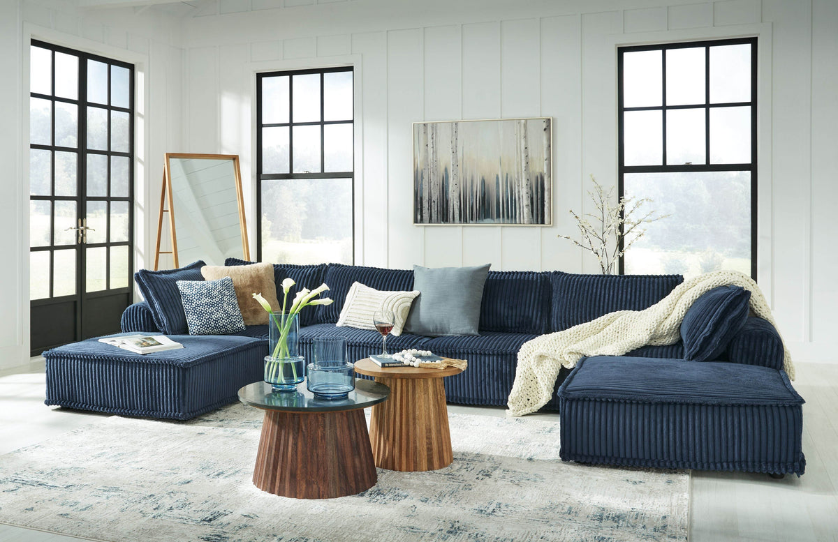 Bales - Sectional - Forward Furniture