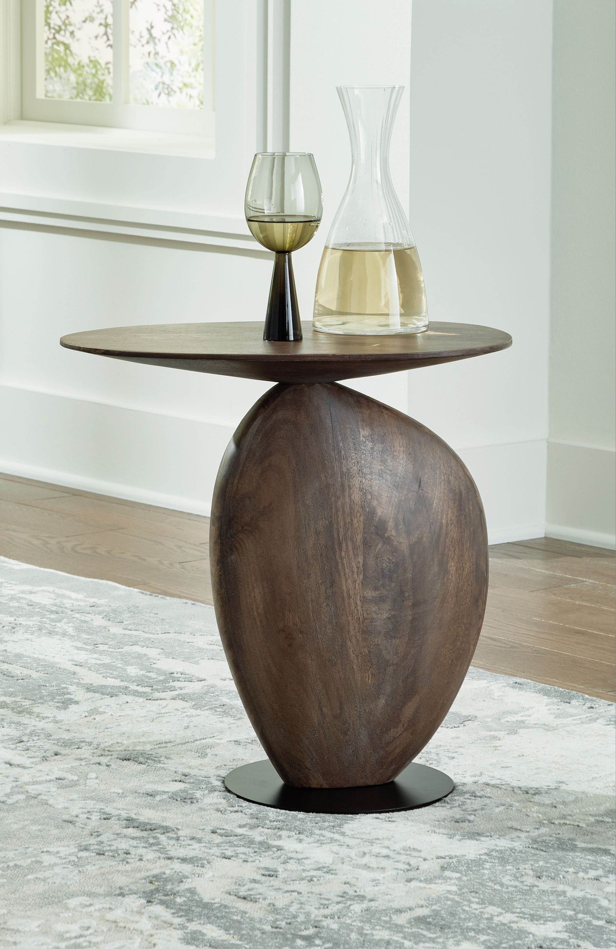 Cormmet - Brown / Black - Accent Table - Forward Furniture
