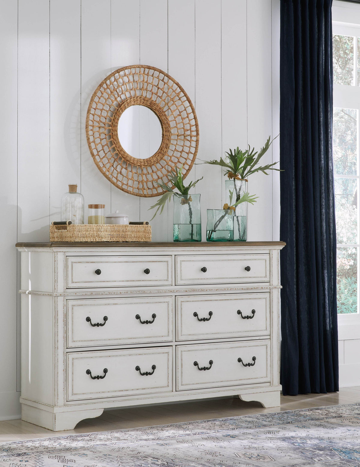Blendon - Two-tone - Dresser - Forward Furniture