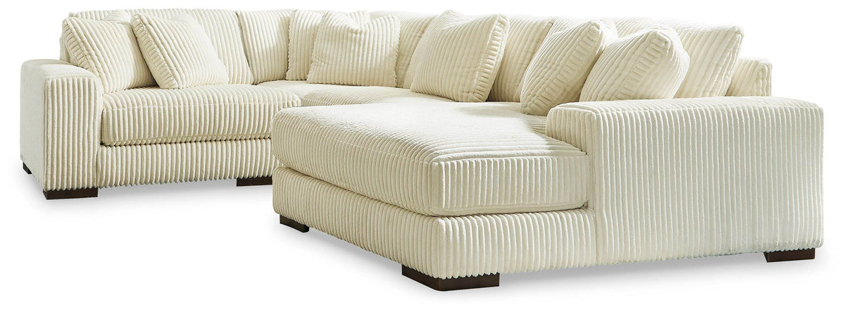 Lindyn - Sectional - Forward Furniture