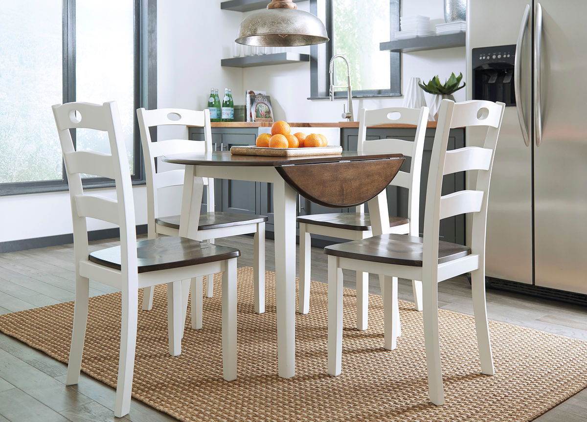 Woodanville - Round Dining Table Set - Forward Furniture