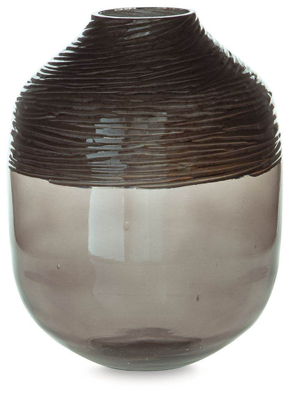 Harpwick - Vase - Forward Furniture