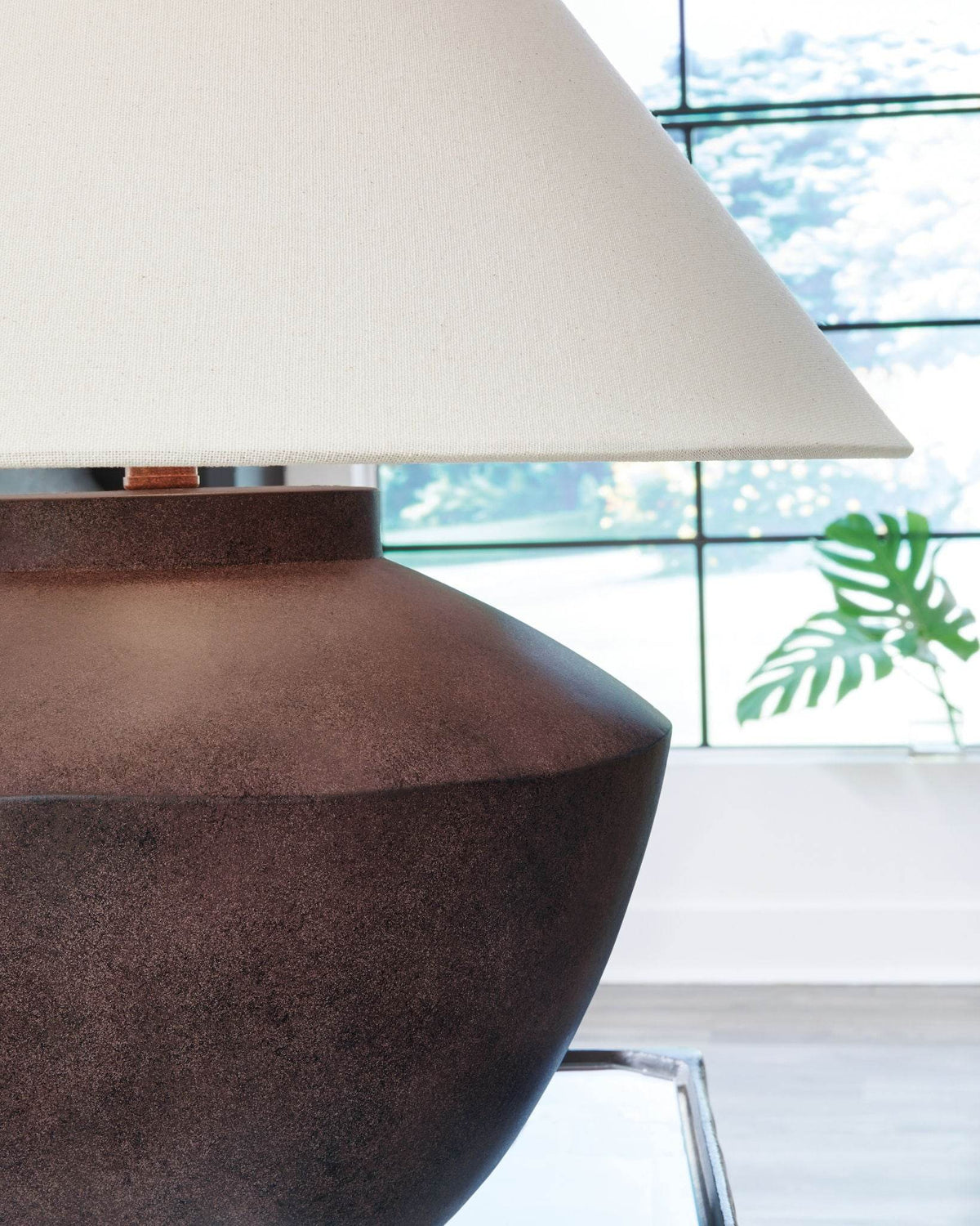 Honsworth - Antique Brown - Poly Table Lamp - Forward Furniture