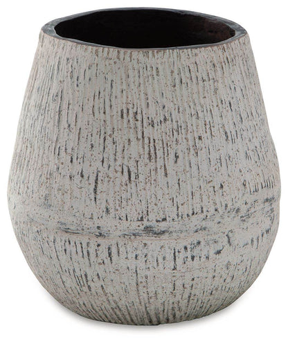 Claymount - Vase - Forward Furniture