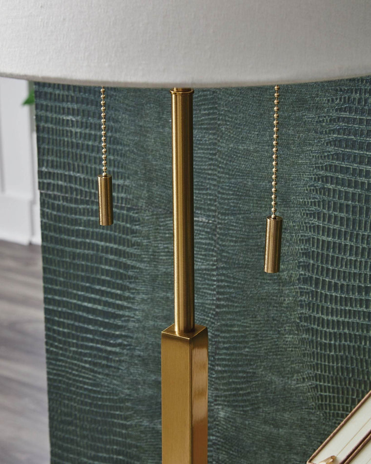 Haigwood - Metal Lamp - Forward Furniture