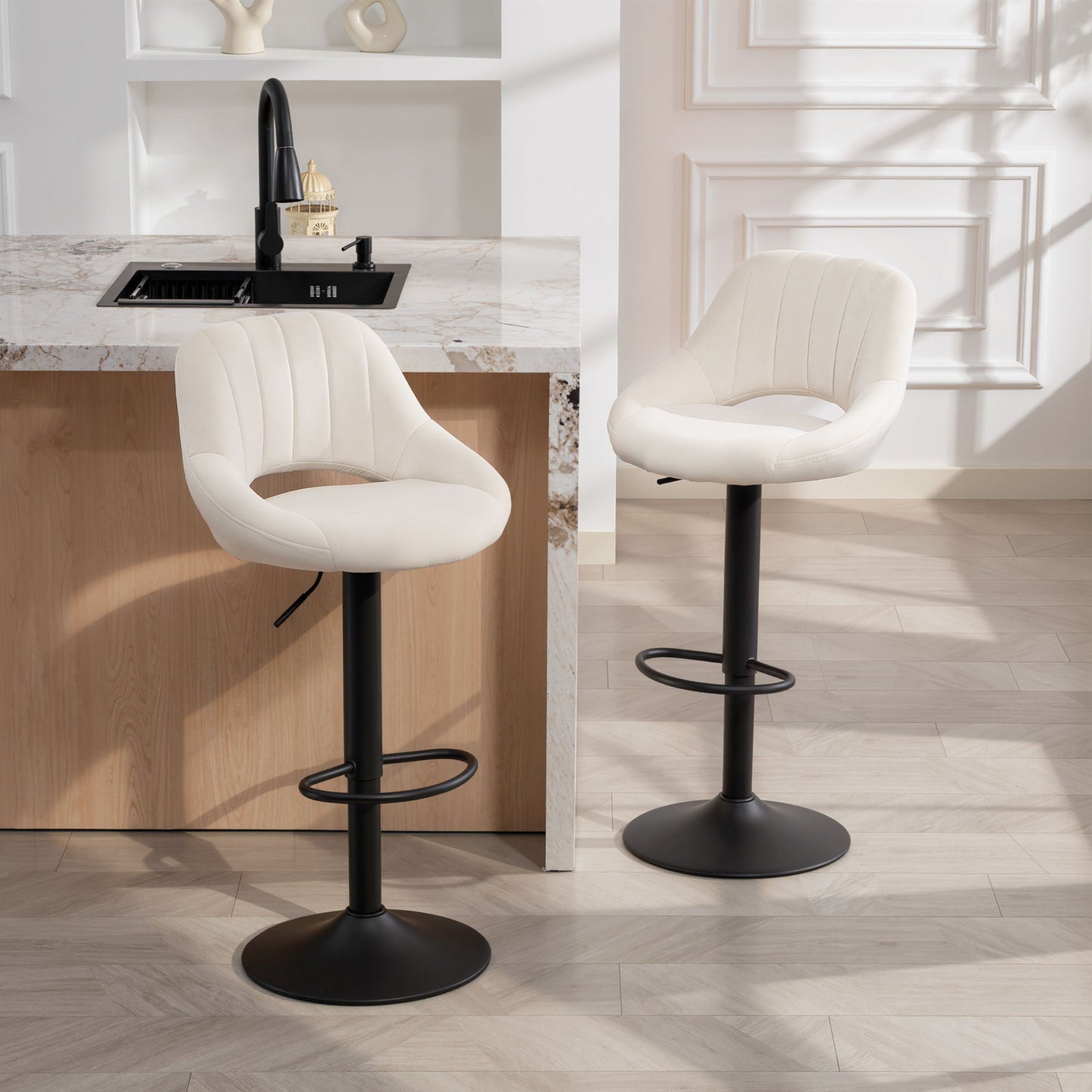 Bar Stools Set of 2, Swivel Counter Height Barstools with Adjustable Height and Cutout Back, Velvet Upholstered Bar Chairs with Round Metal Base and Footrest, Cream
