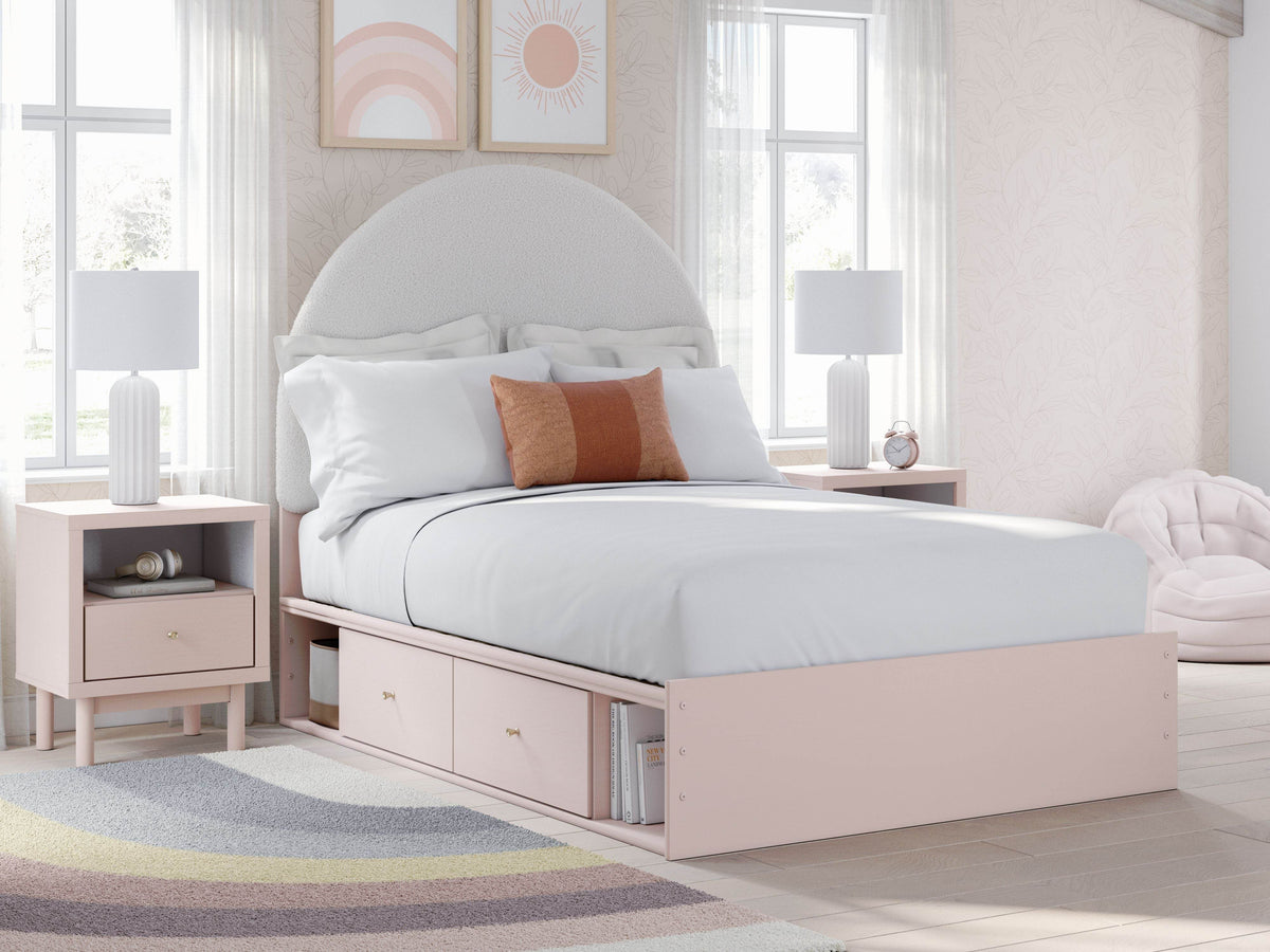 Wistenpine - Upholstered Panel Bed With Storage - Forward Furniture