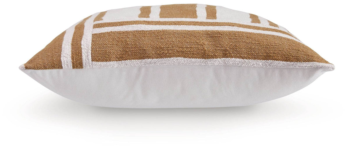 Darrman - Pillow - Forward Furniture