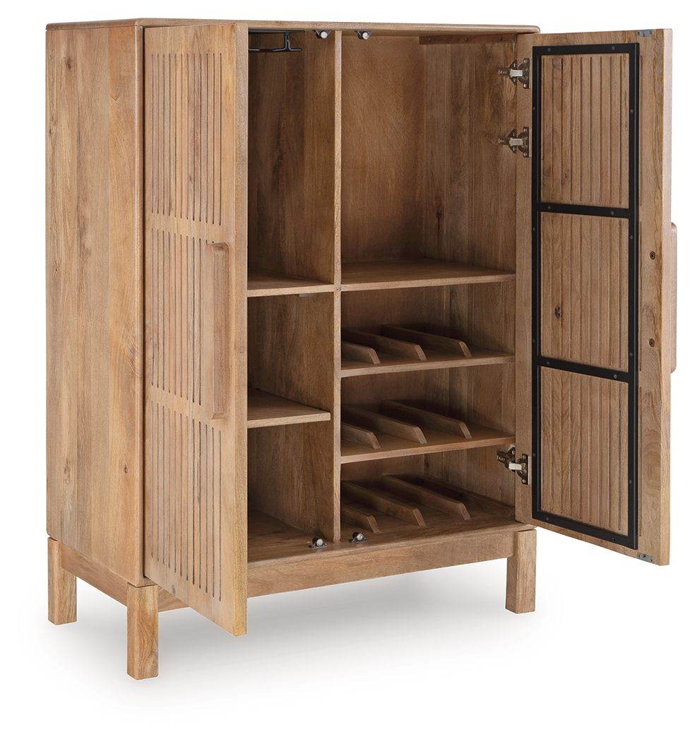 Pellamour - Natural Brown - Bar Cabinet - Forward Furniture