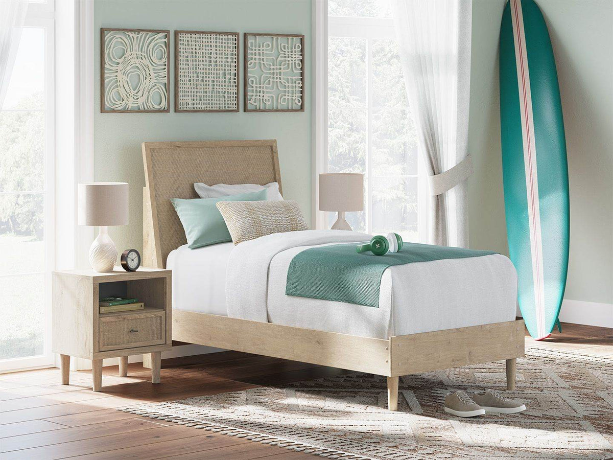Cielden - Panel Bed - Forward Furniture