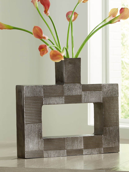 Wrengrove - Vase - Forward Furniture