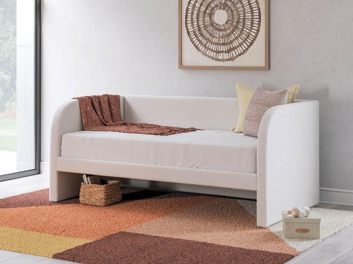 Arloster - Upholstered Day Bed - Forward Furniture