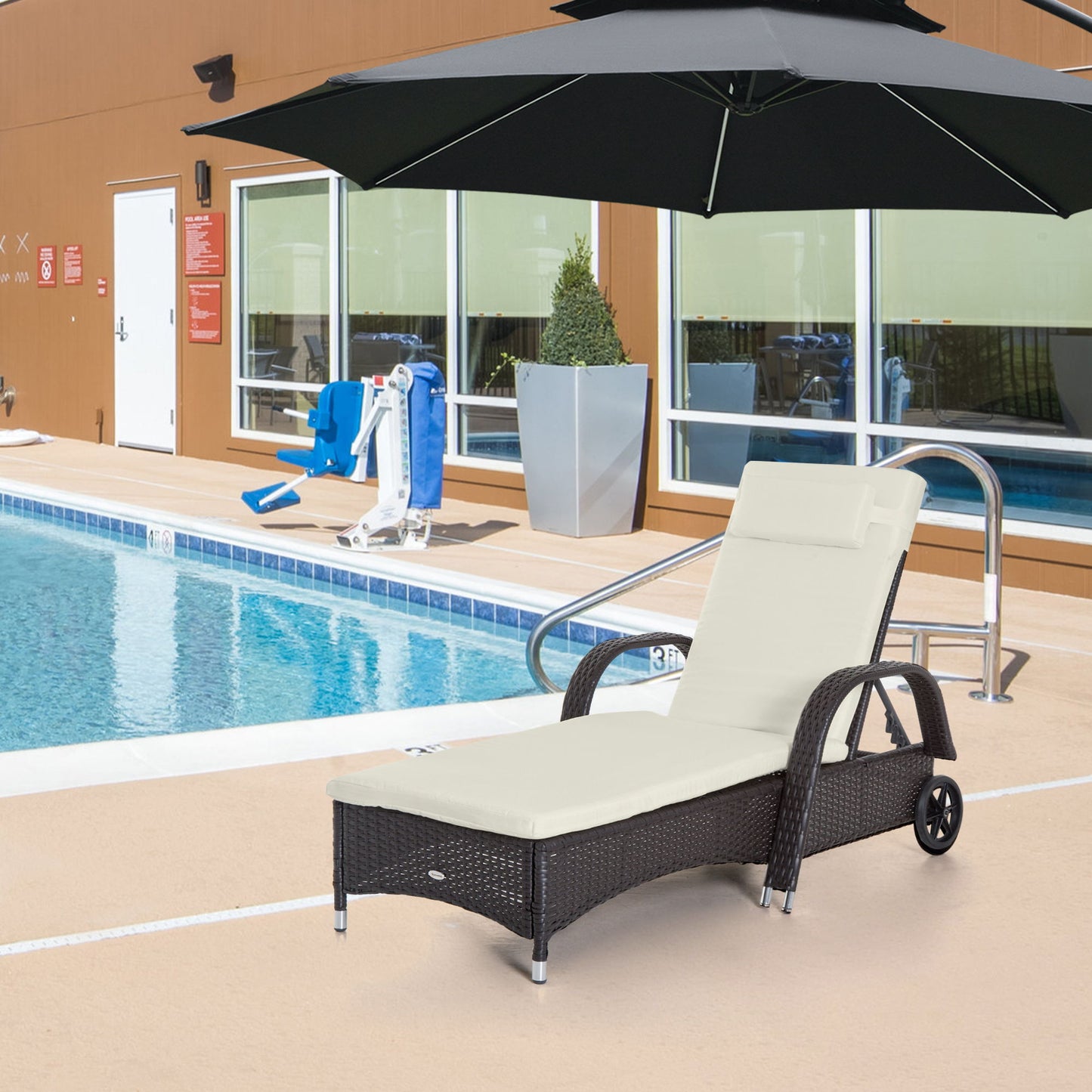 Wicker Chaise Lounge, Outdoor Lounge Chair, PE Rattan Patio Sun lounger with Head-rest, 5-Level Height Adjust Backrest, Cushion & Wheels, Deep Coffee and Cream White