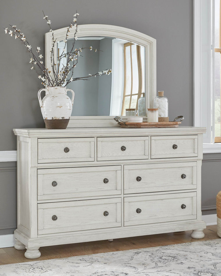 Robbinsdale - Panel Storage Bedroom Set - Forward Furniture