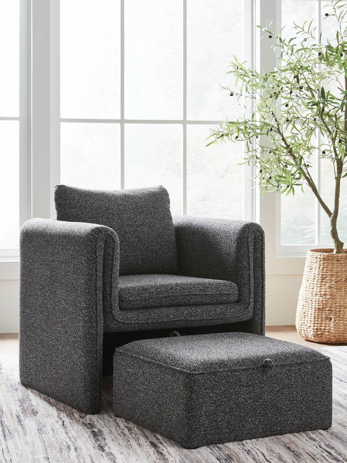 Vreni - Charcoal / Black - Accent Chair - Forward Furniture