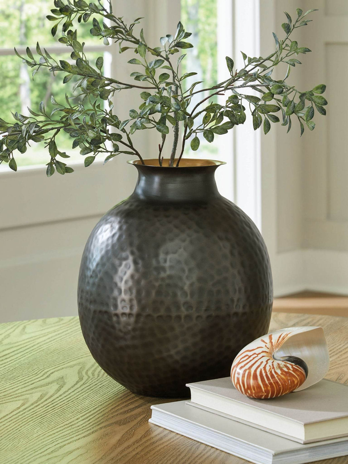 Woody - Vase - Forward Furniture