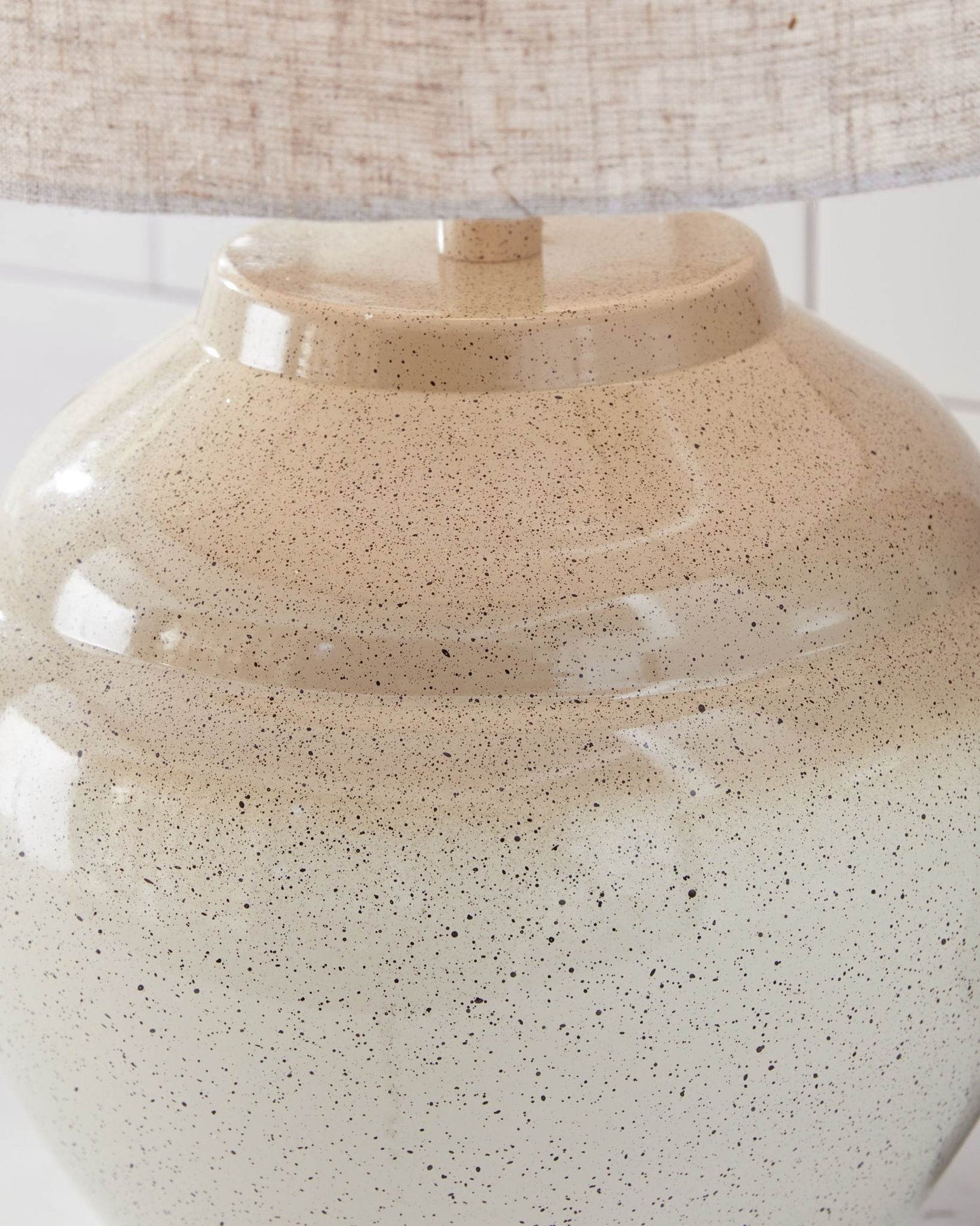 Waldish - Cream / Beige - Metal Table Lamp - Forward Furniture