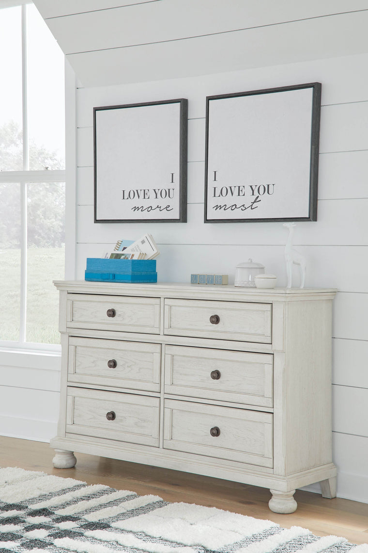 Robbinsdale - Dresser - Forward Furniture