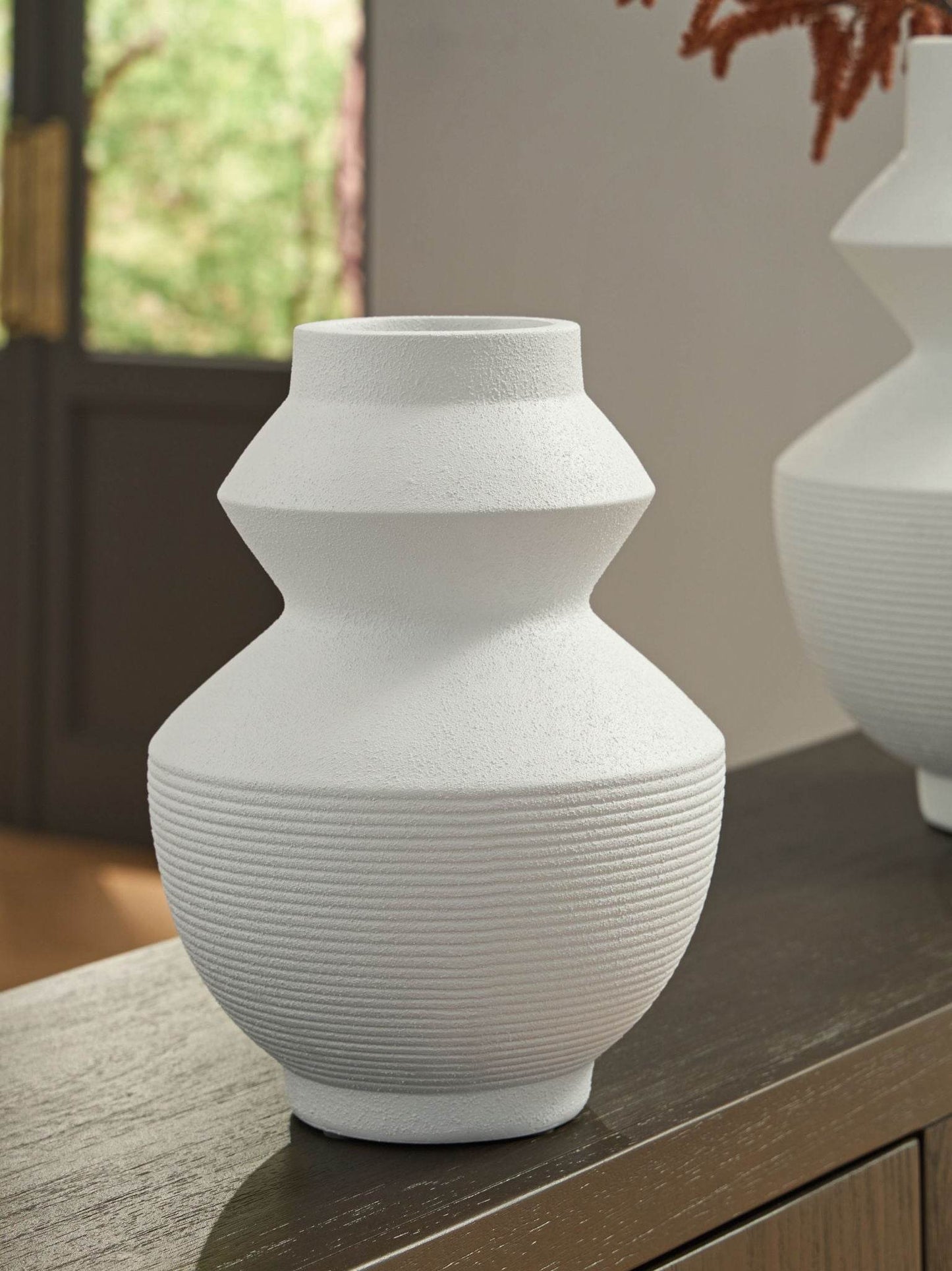 Naveen - Vase - Forward Furniture