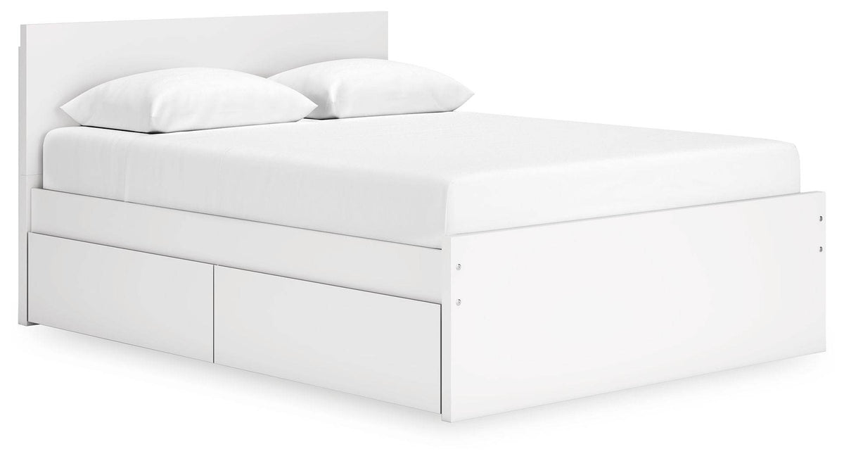 Onita - Panel Platform Bed - Forward Furniture