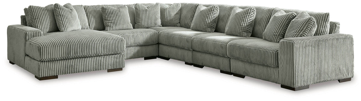 Lindyn - Sectional - Forward Furniture
