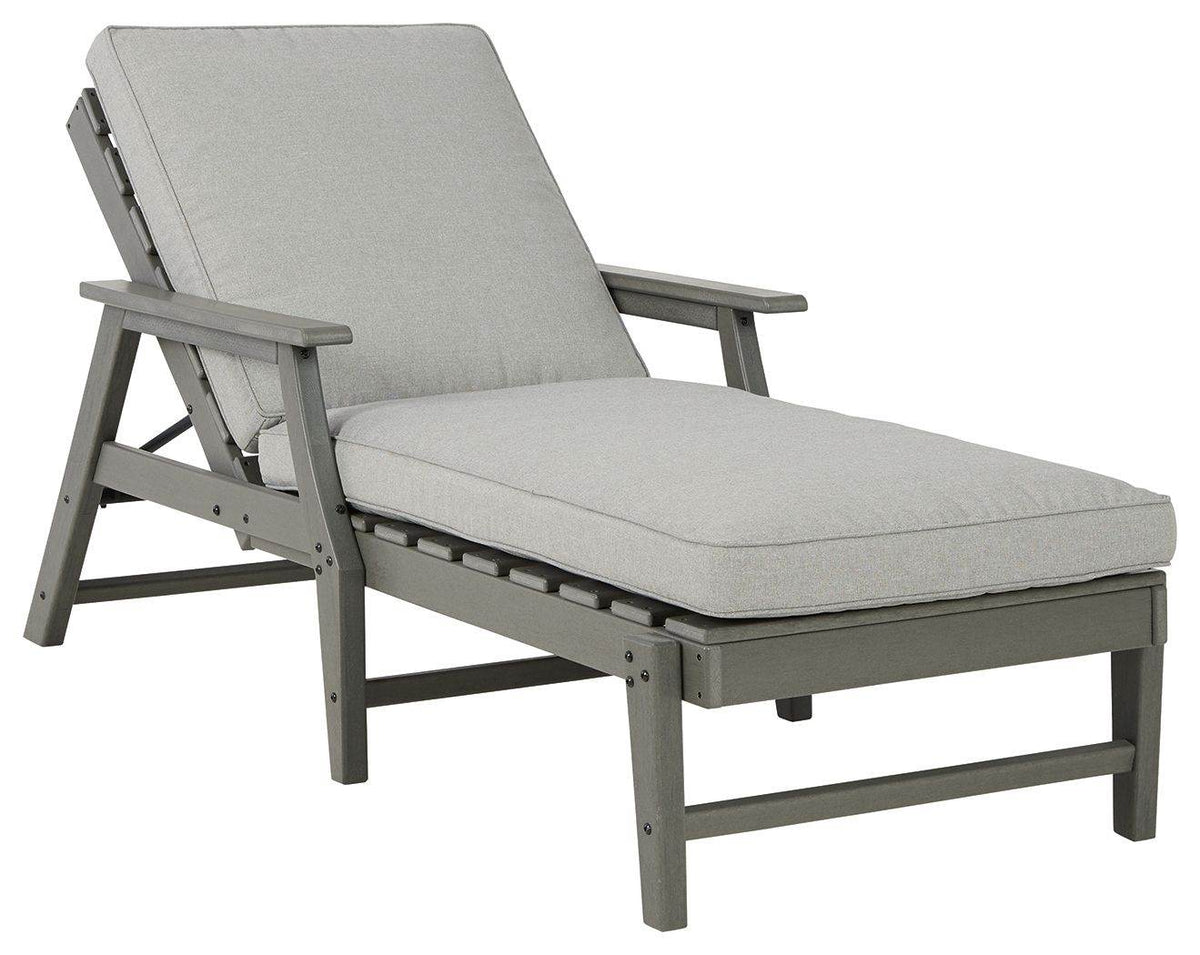 Visola - Gray - Chaise Lounge with Cushion - Forward Furniture