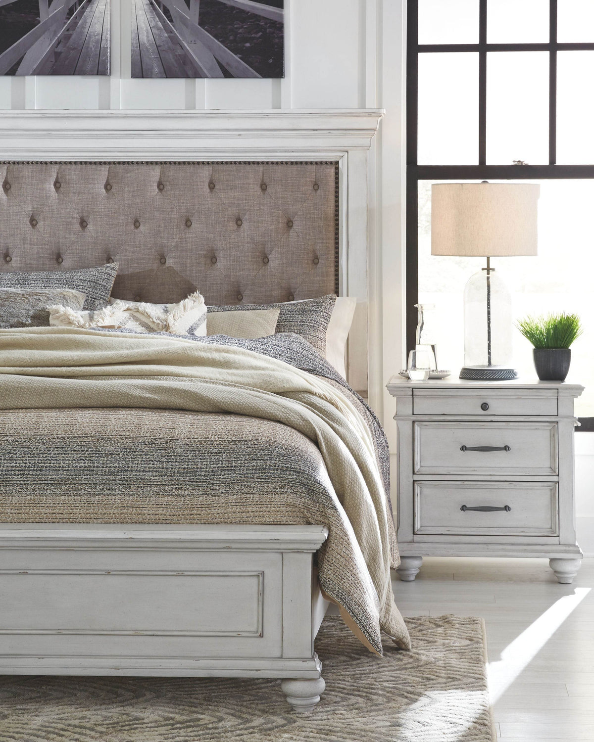 Kanwyn - Upholstered Bedroom Set - Forward Furniture