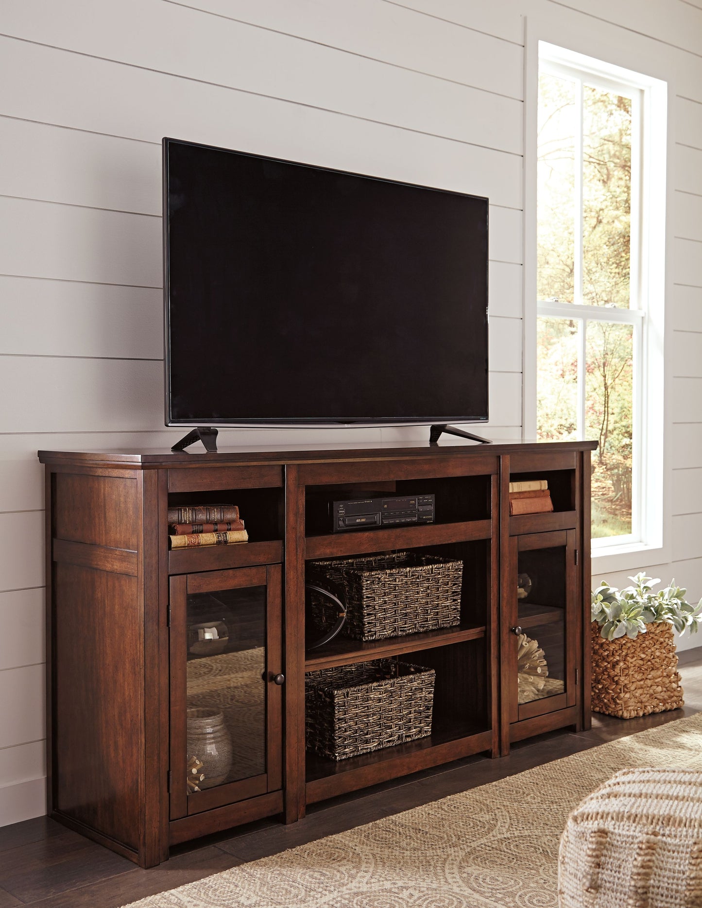 Harpan - TV Stand