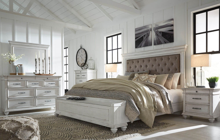 Kanwyn - Upholstered Panel Bed - Forward Furniture