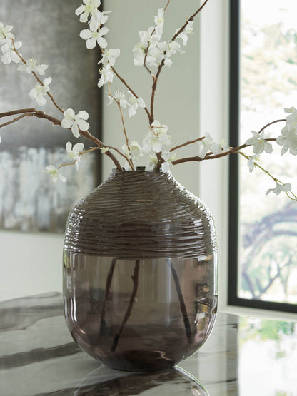 Harpwick - Vase - Forward Furniture