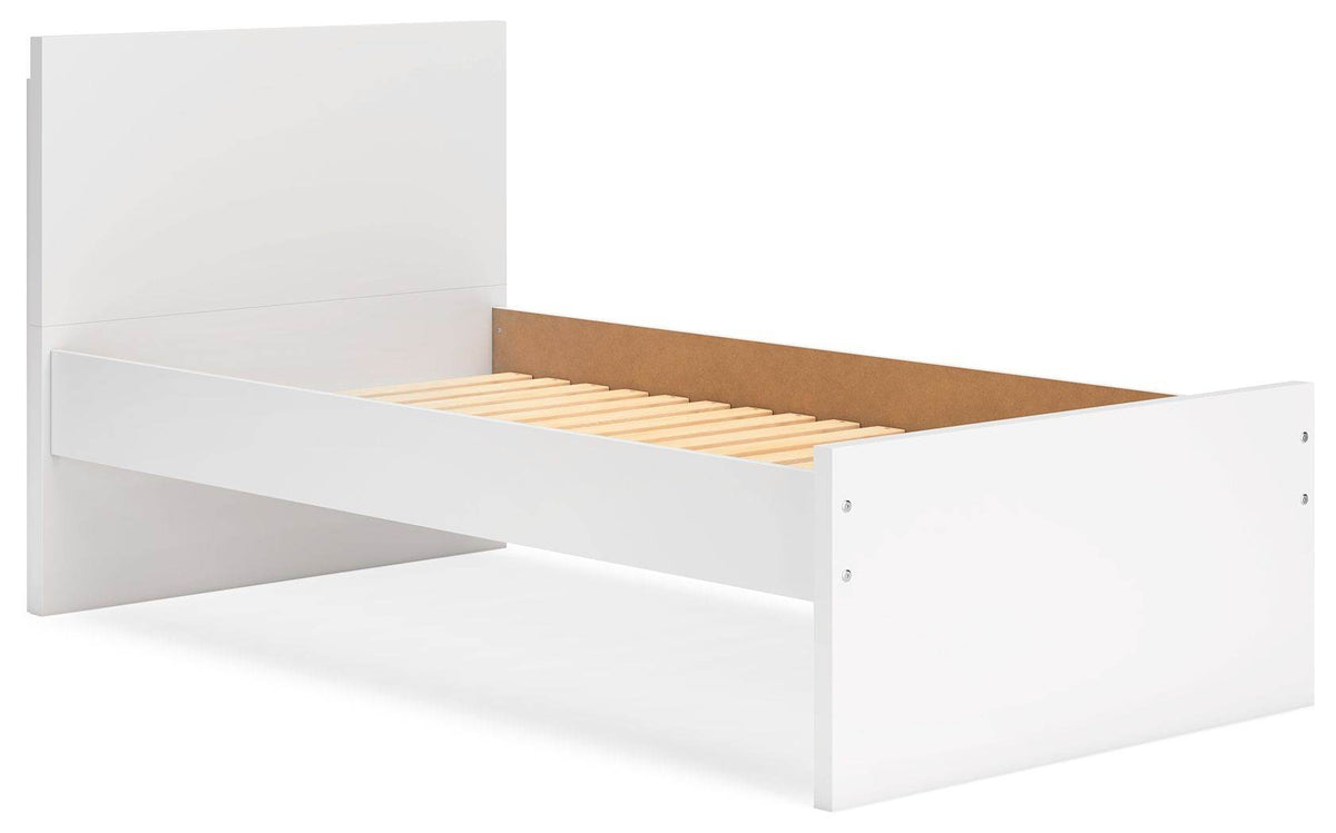 Onita - Panel Platform Bed - Forward Furniture