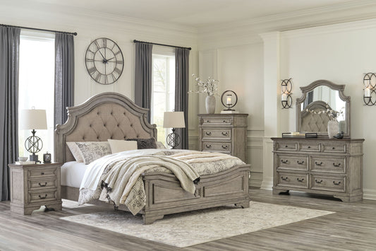 Lodenbay - 6 Pc. - Dresser, Mirror, Chest, King Panel Bed - Antique Gray