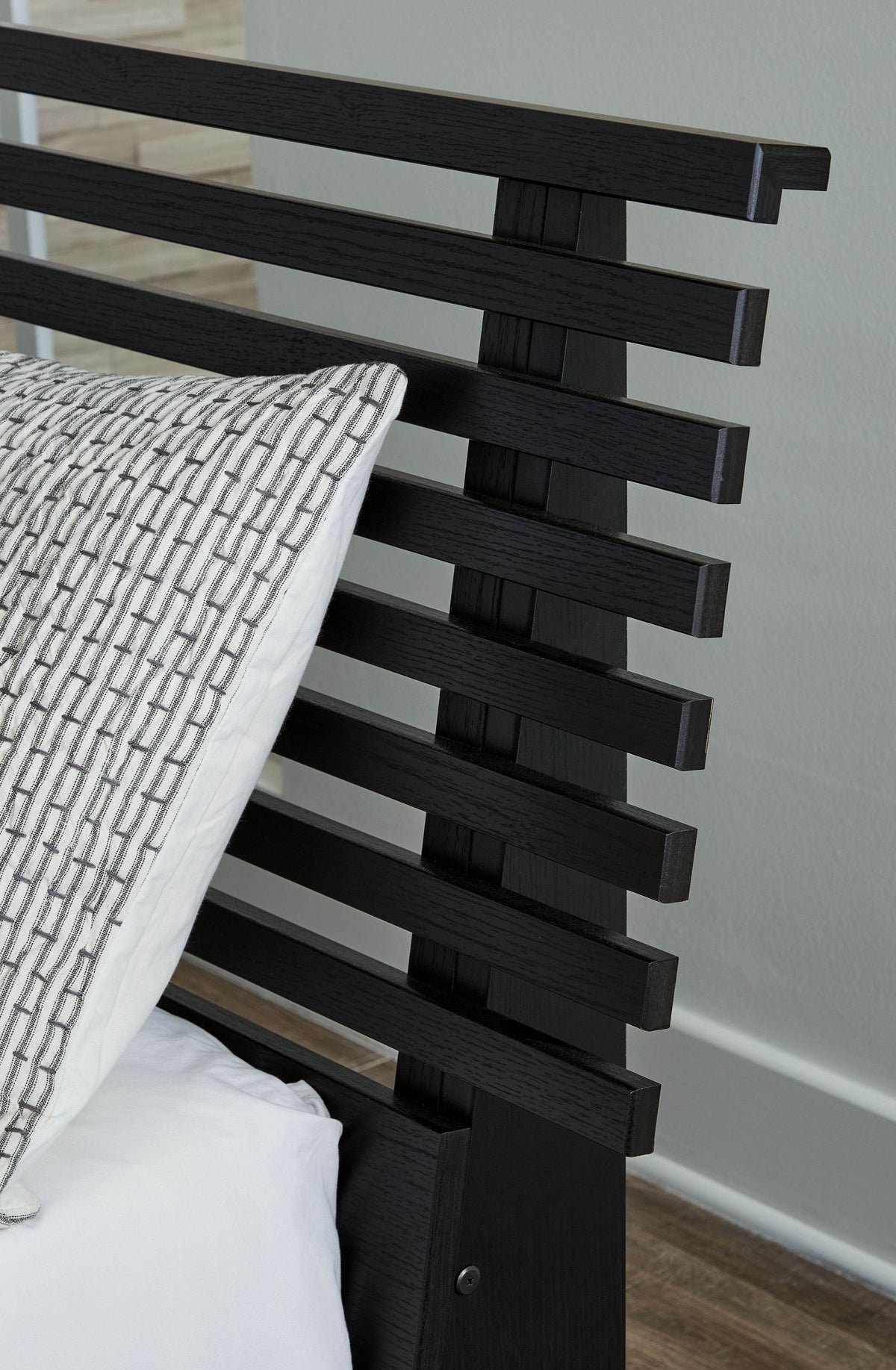 Danziar - Slat Headboard - Forward Furniture