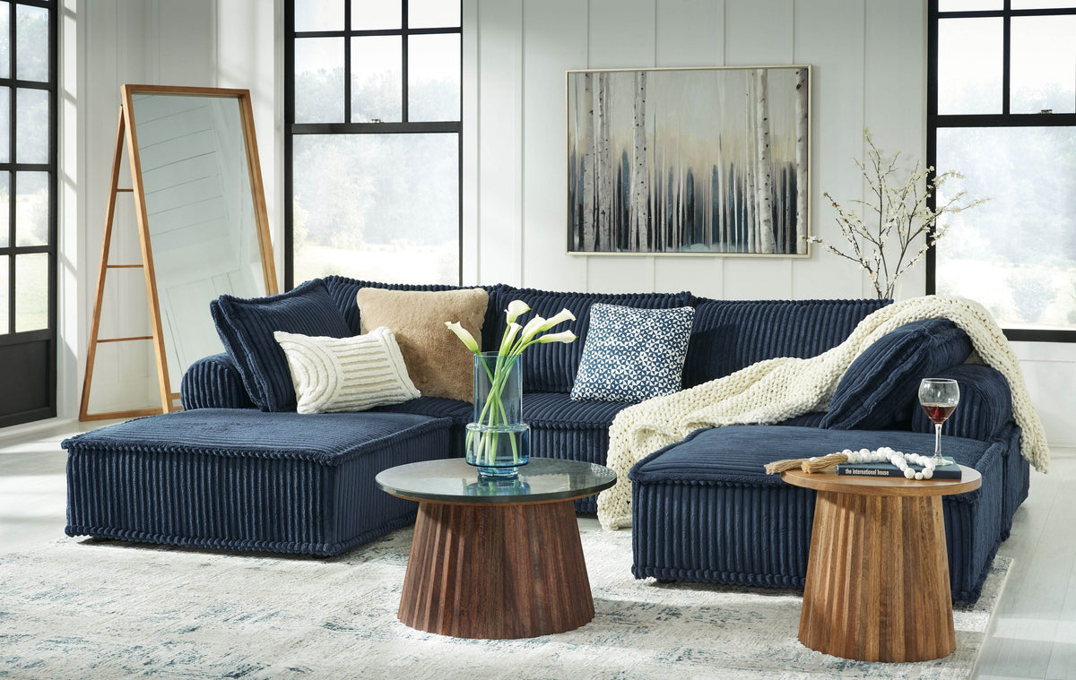 Bales - Sectional - Forward Furniture