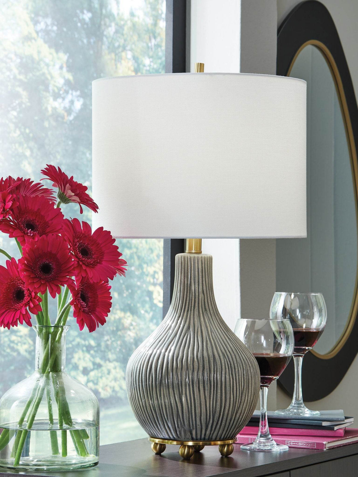 Judlen - Gray / Gold Finish - Ceramic Table Lamp - Forward Furniture