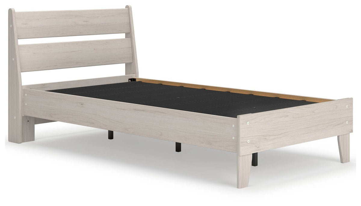 Socalle - Panel Platform Bed - Forward Furniture