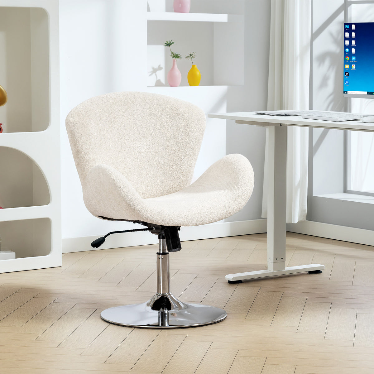 Swivel Office Chair, Velvet Desk Chair with Wide Bucket Seat, Butterfly Back, Tilt Function and Round Base, Cream White