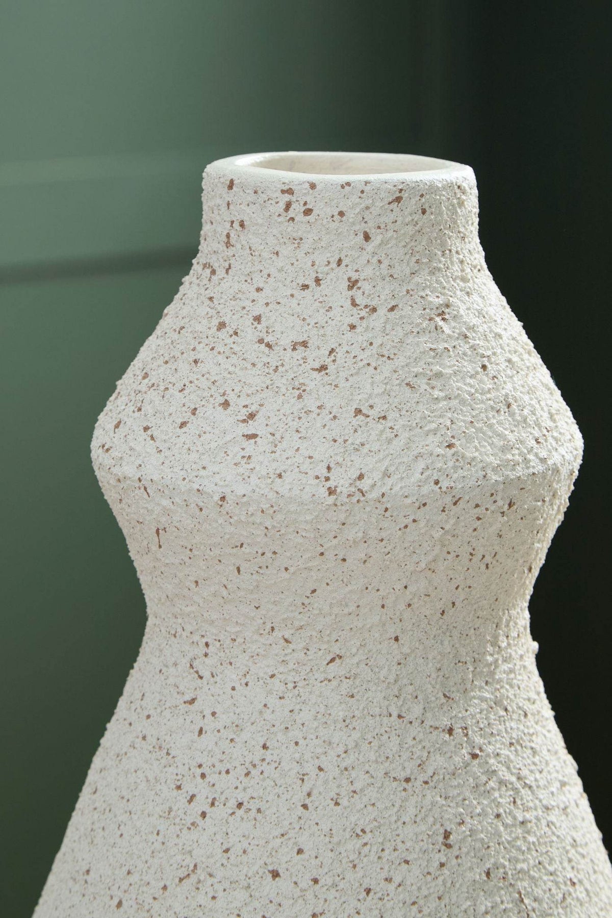 Dawthorne - Vase - Forward Furniture