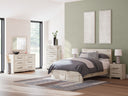 7 Pc. Bed, Dresser, Mirror